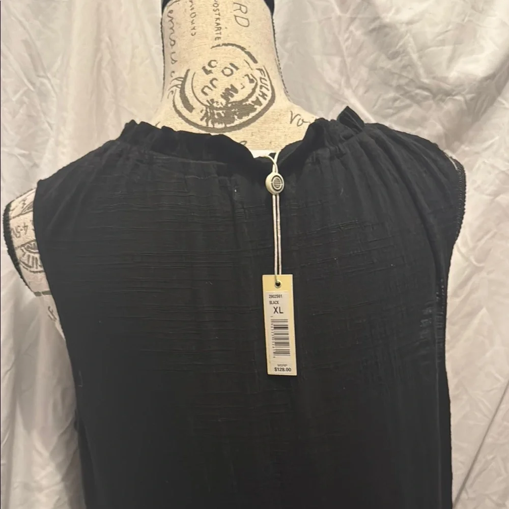 Max Studio Black Sleeveless Plunge Maxi Dress - Picture 8 of 11